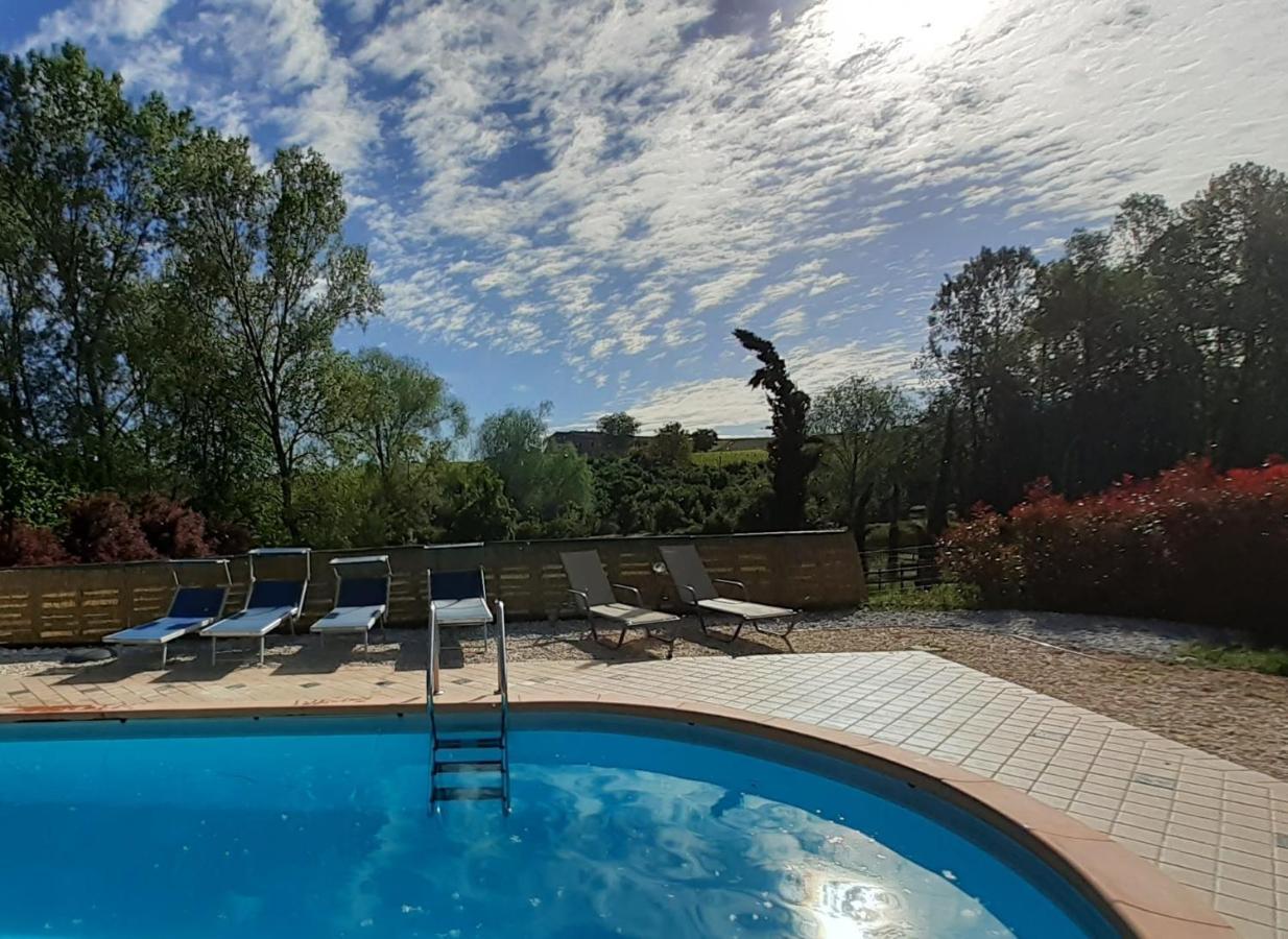 I Boidi Apartment Nizza Monferrato Bagian luar foto