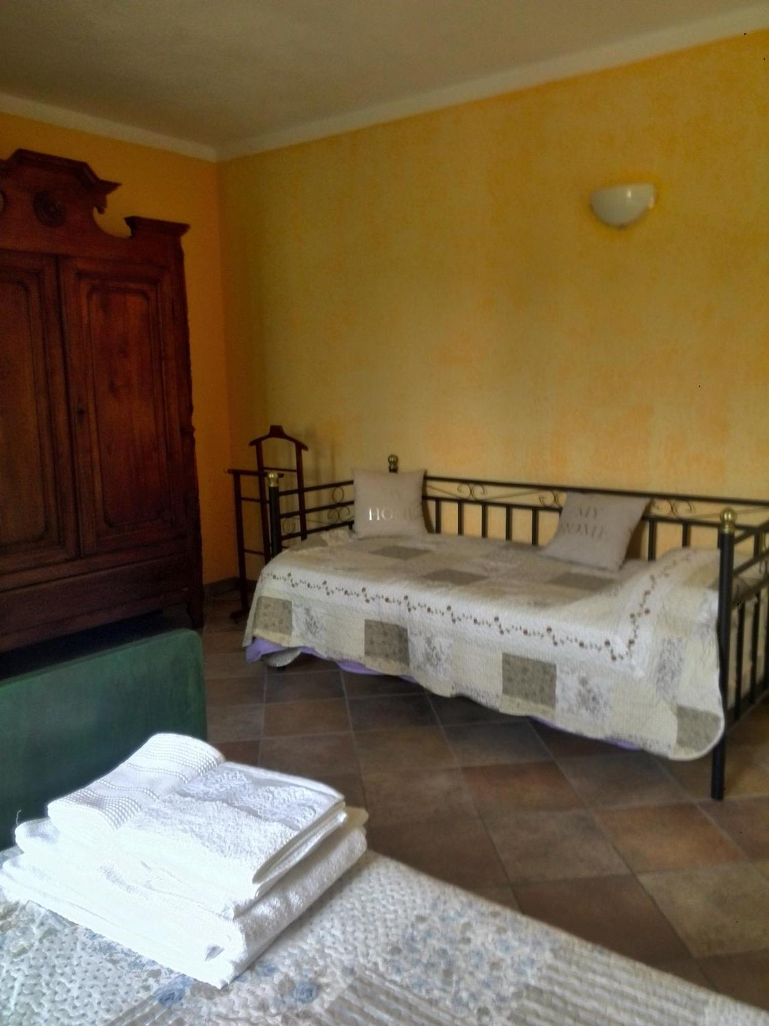 I Boidi Apartment Nizza Monferrato Bagian luar foto