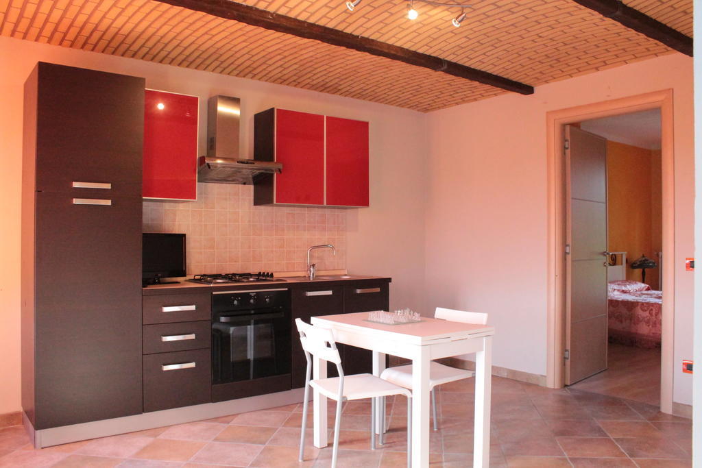 I Boidi Apartment Nizza Monferrato Bagian luar foto