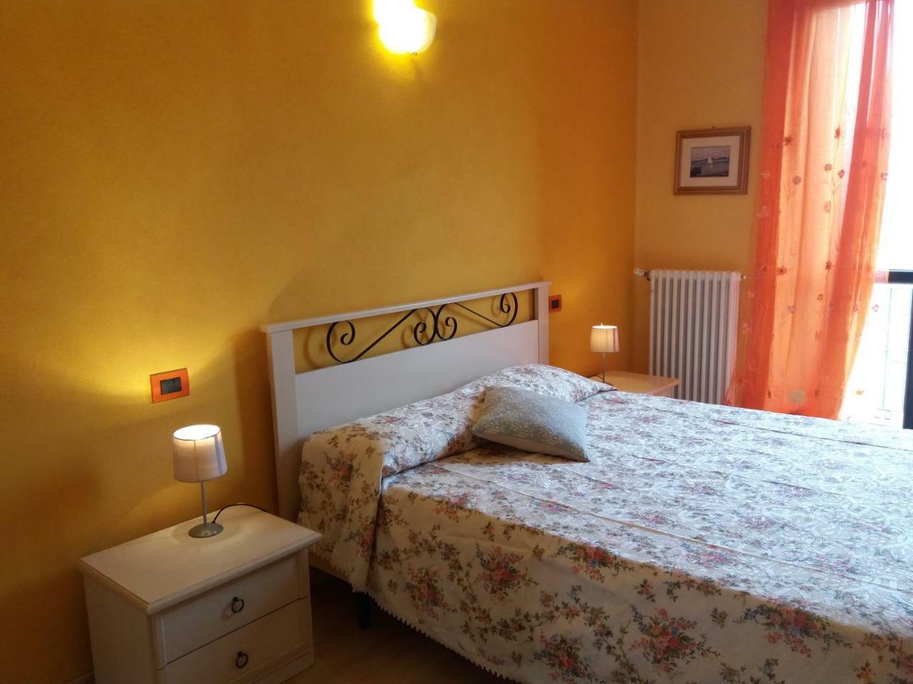 I Boidi Apartment Nizza Monferrato Bagian luar foto