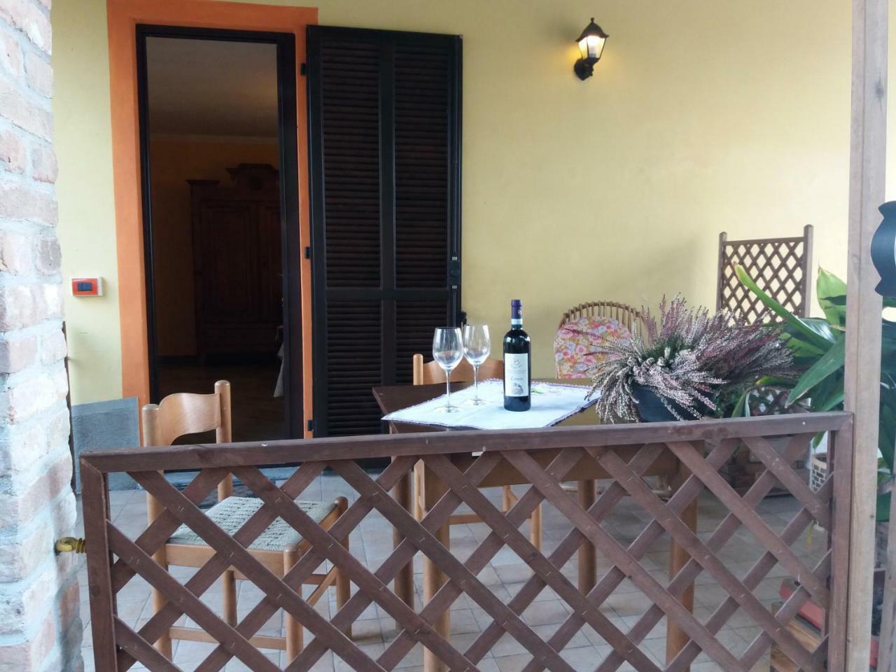 I Boidi Apartment Nizza Monferrato Bagian luar foto